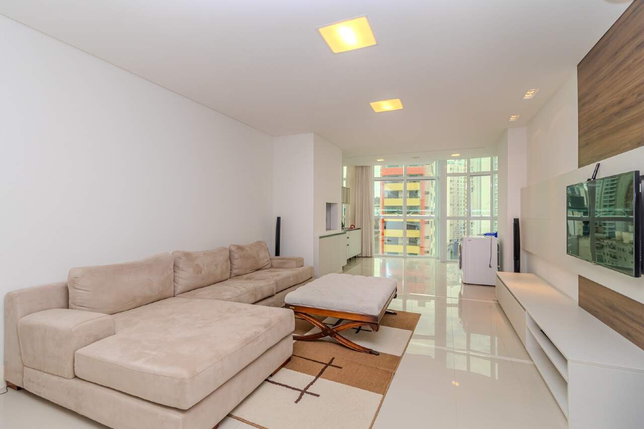 Apartamento de 3 quartos, 135m² no bairro Centro, em Balneário Camboriú | Eu Corretor