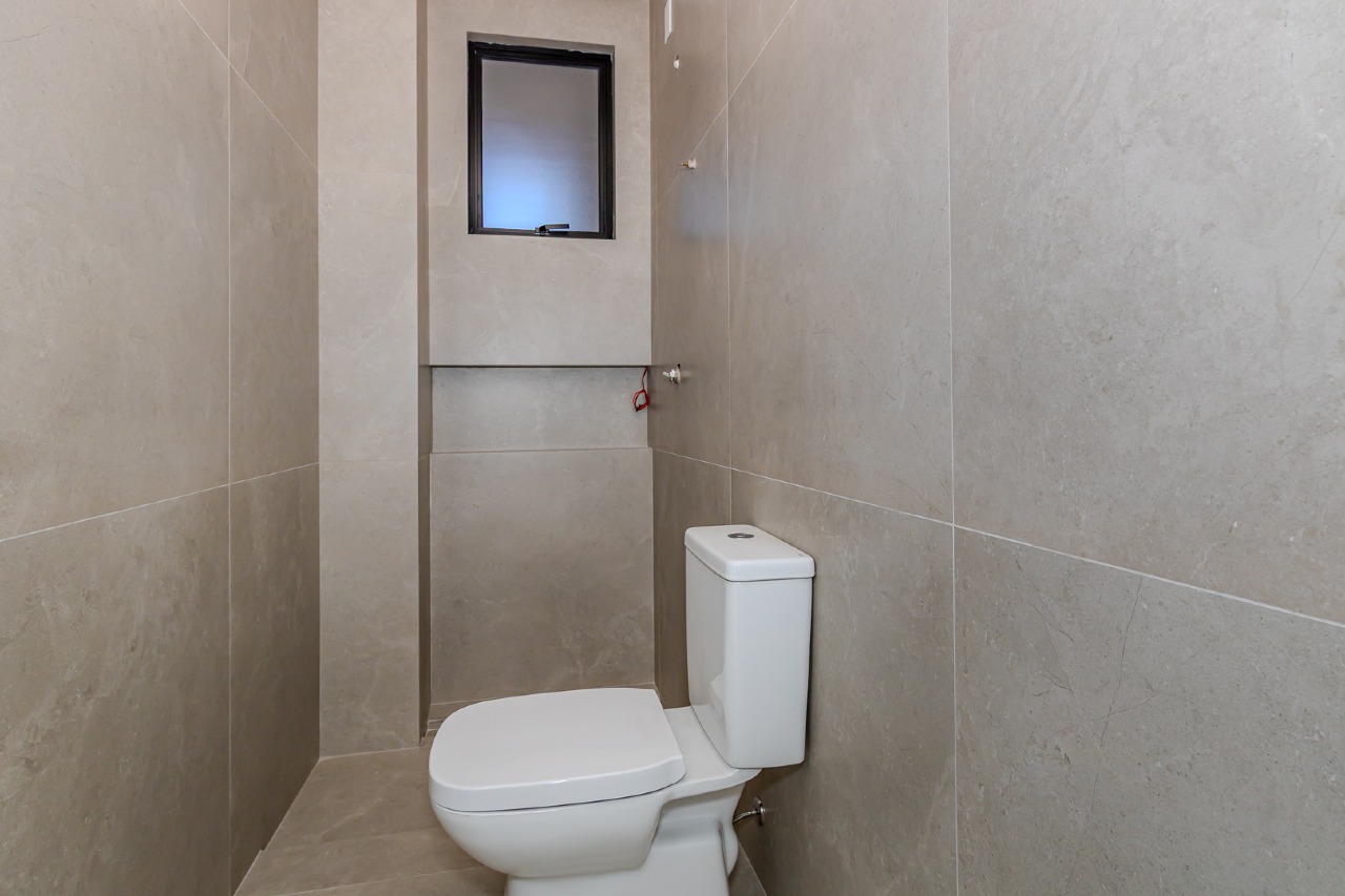 Cobertura à venda no Pioneiros: 