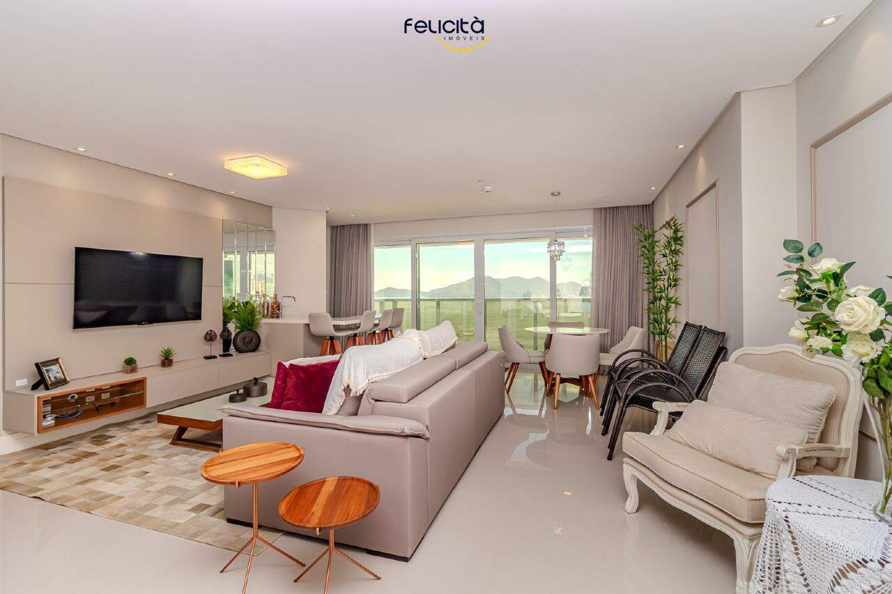 Apartamento de 3 quartos, 164m² no bairro Pioneiros, em Balneário Camboriú | Eu Corretor
