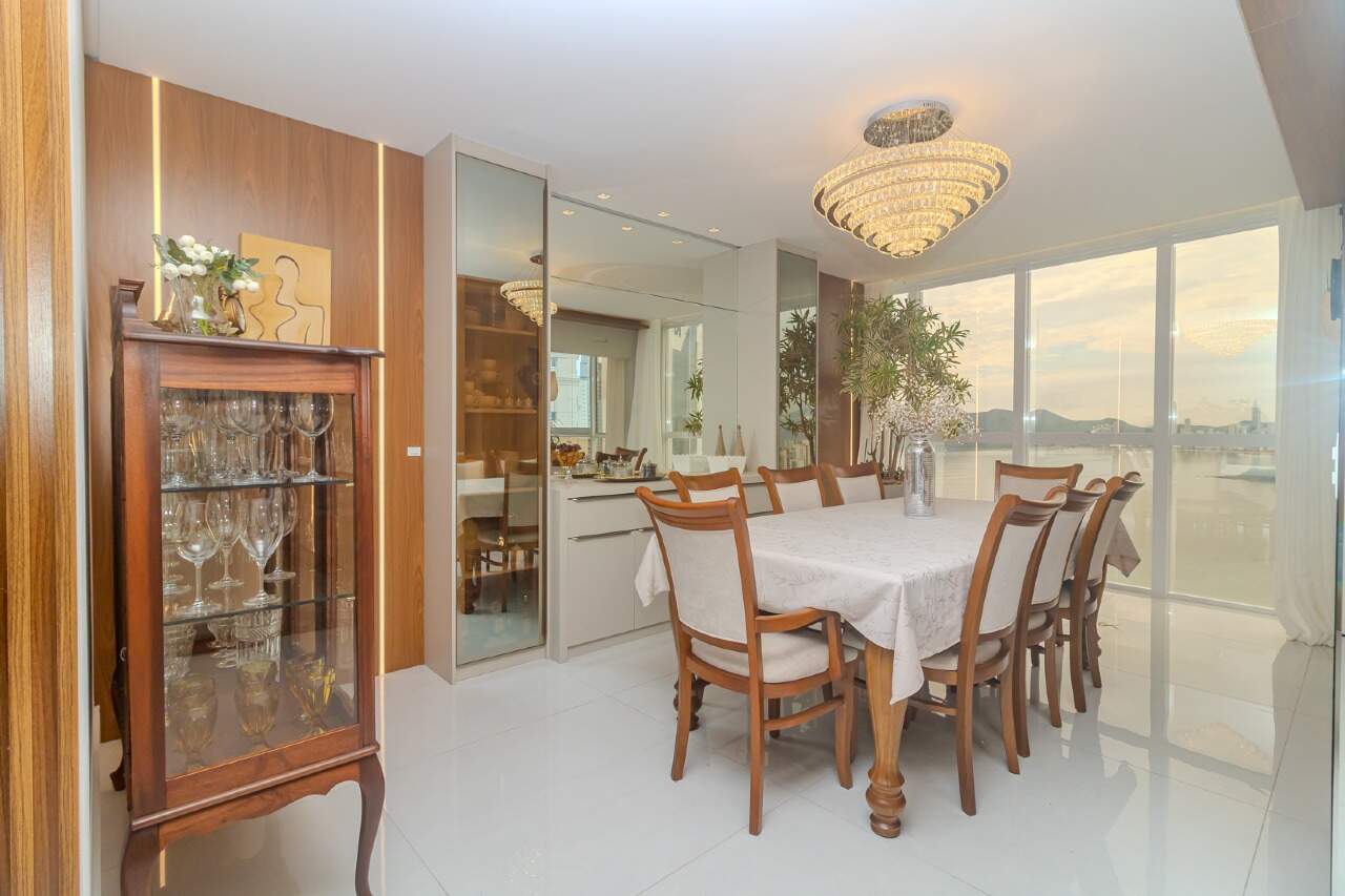 Apartamento de 4 quartos, 192m² no bairro Pioneiros, em Balneário Camboriú | Eu Corretor
