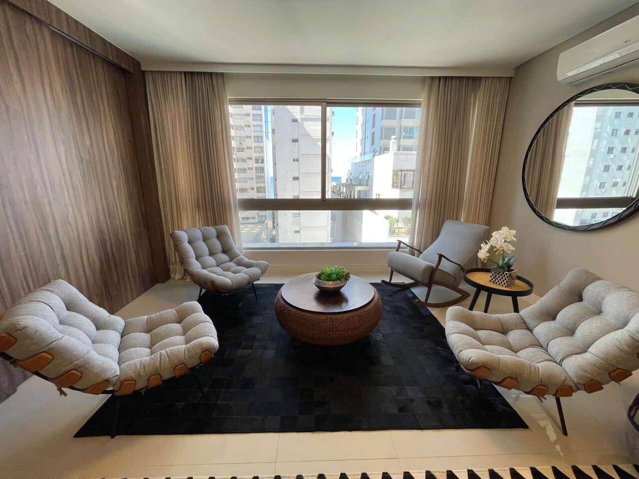 Apartamento de 3 quartos, 193m² no bairro Centro, em Balneário Camboriú | Eu Corretor