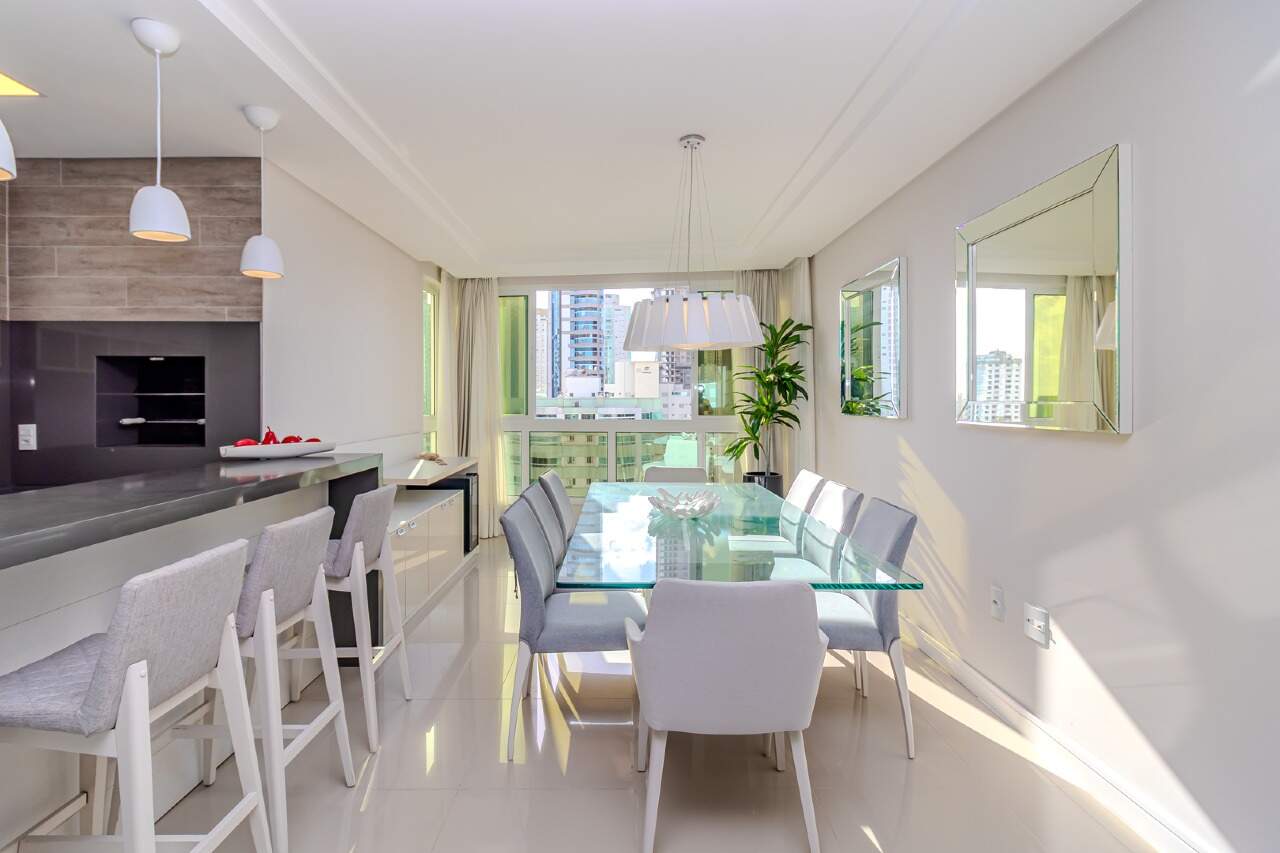 Apartamento de 3 quartos, 121m² no bairro Centro, em Balneário Camboriú | Eu Corretor