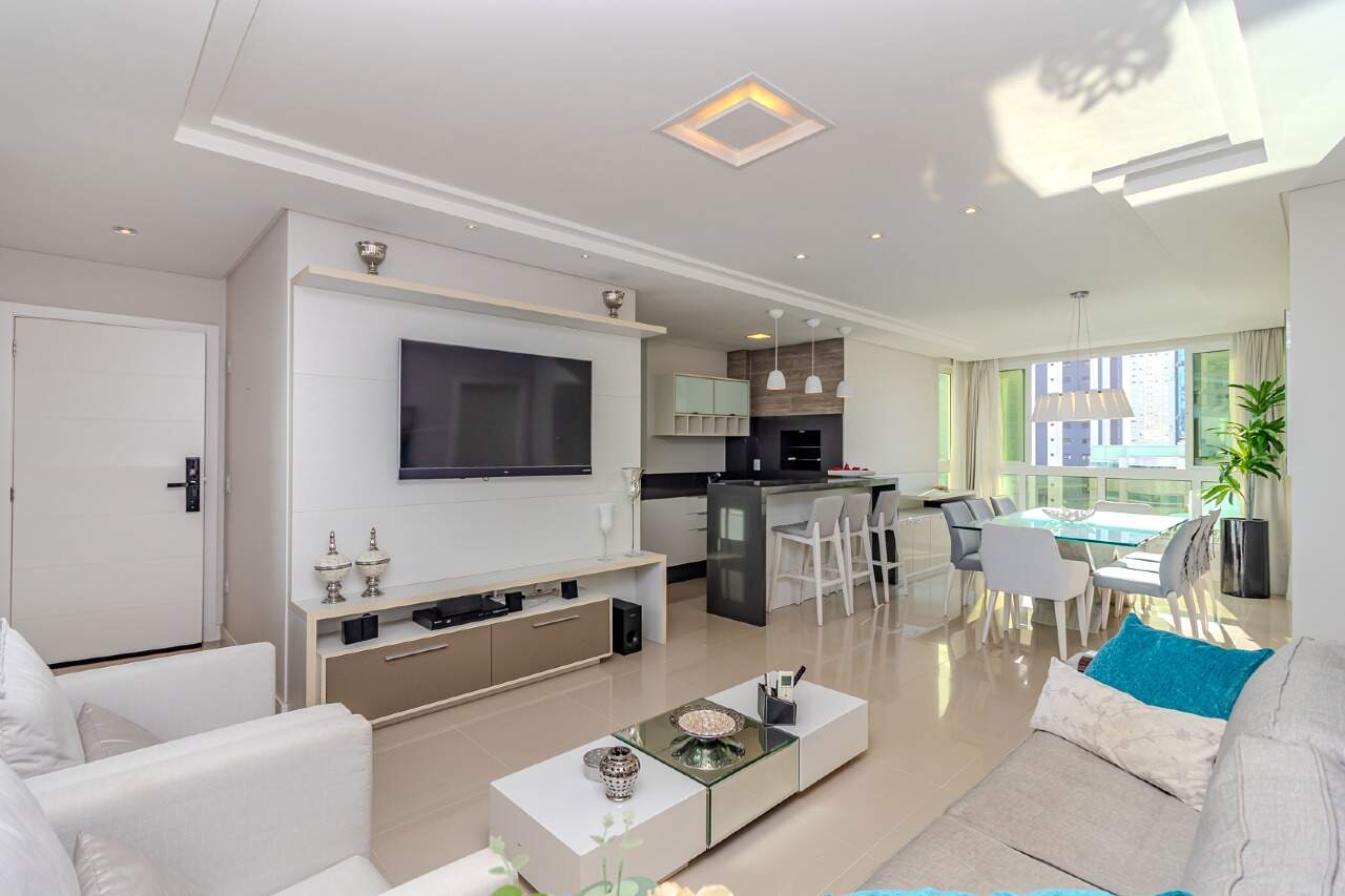 Apartamento de 3 quartos, 121m² no bairro Centro, em Balneário Camboriú | Eu Corretor