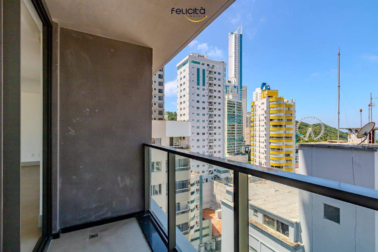 Apartamento de 3 quartos, 248m² no bairro Pioneiros, em Balneário Camboriú | Eu Corretor