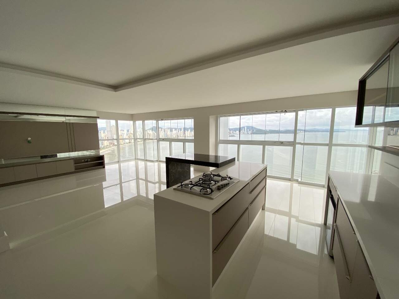 Apartamento à venda no Barra Sul: 