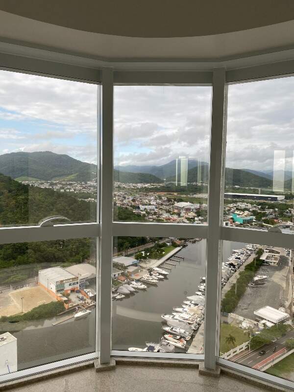 Apartamento à venda no Barra Sul: 
