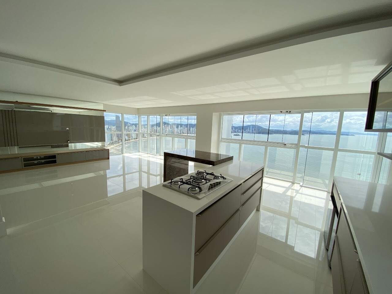 Apartamento à venda no Barra Sul: 