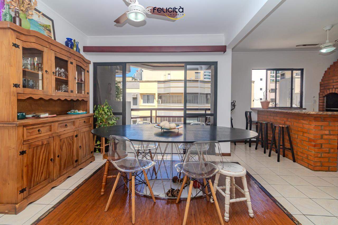 Apartamento de 3 quartos, 185m² no bairro Centro, em Balneário Camboriú | Eu Corretor