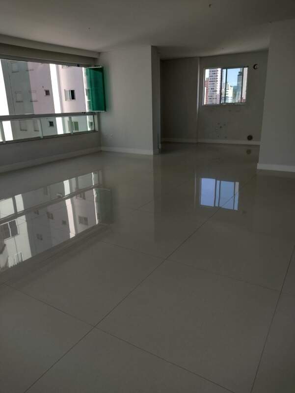 Apartamento de 3 quartos, 146m² no bairro Centro, em Balneário Camboriú | Eu Corretor