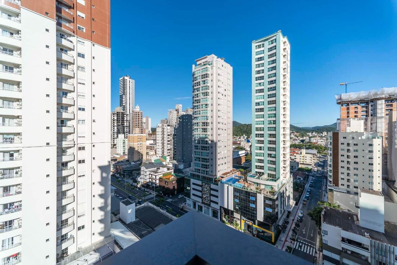 Apartamento de 3 quartos, 120m² no bairro Centro, em Balneário Camboriú | Eu Corretor