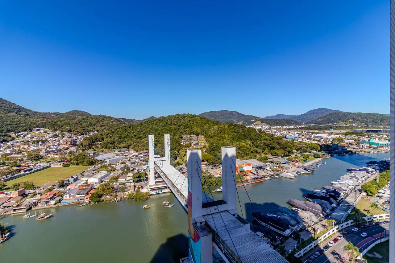 Apartamento de 4 quartos, 237m² no bairro Barra Sul, em Balneário Camboriú | Eu Corretor