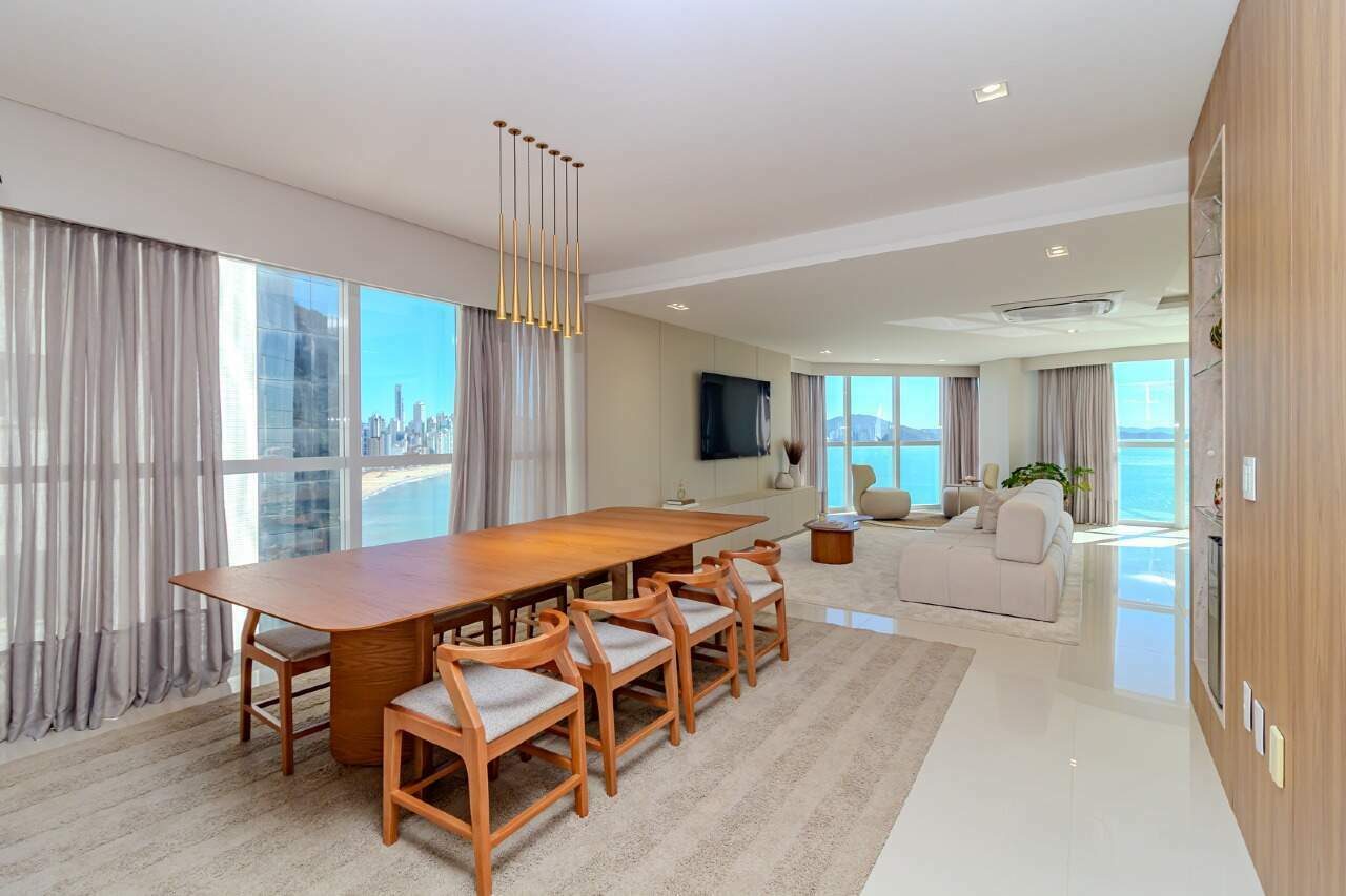 Apartamento de 4 quartos, 237m² no bairro Barra Sul, em Balneário Camboriú | Eu Corretor