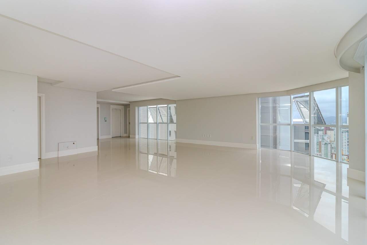 Apartamento de 4 quartos, 237m² no bairro Barra Sul, em Balneário Camboriú | Eu Corretor