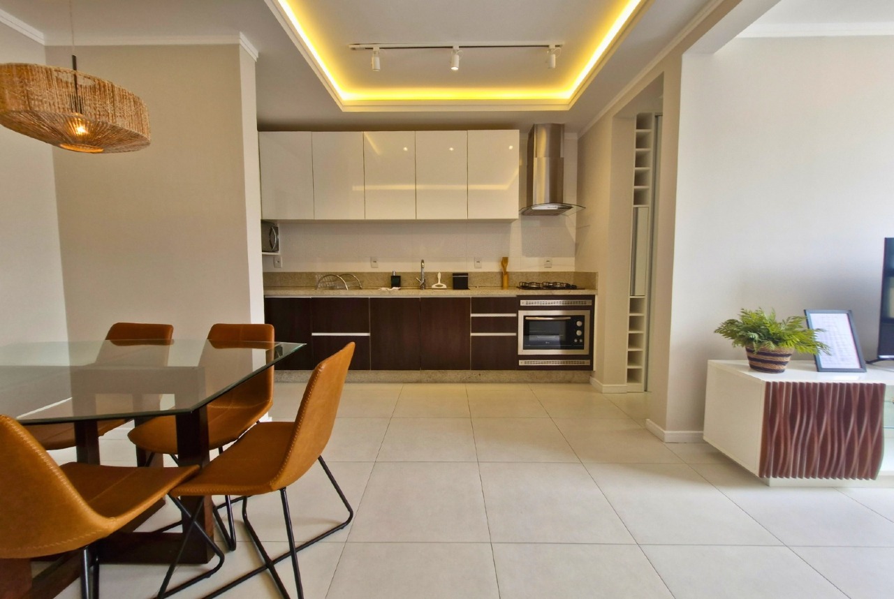 Apartamento à venda no Praia dos Amores: 