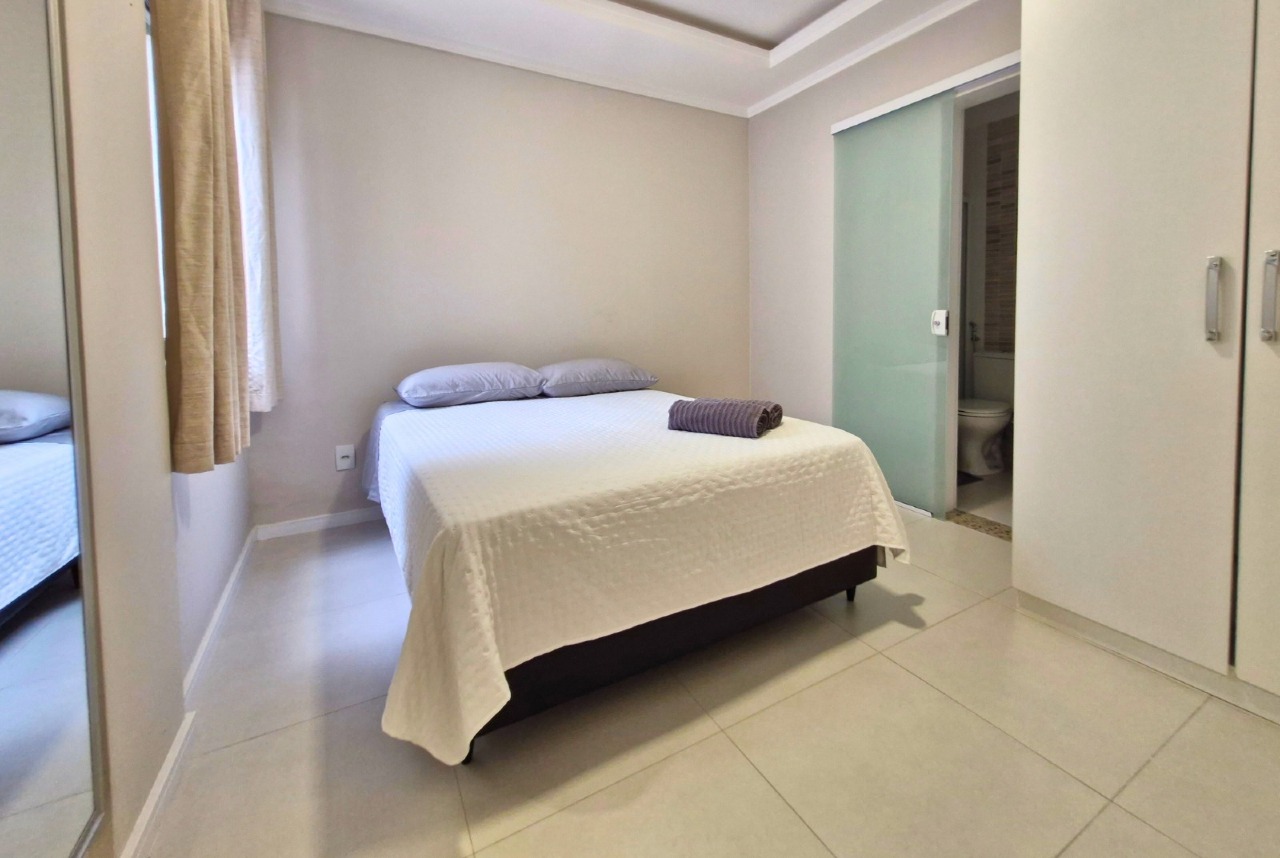 Apartamento à venda no Praia dos Amores: 