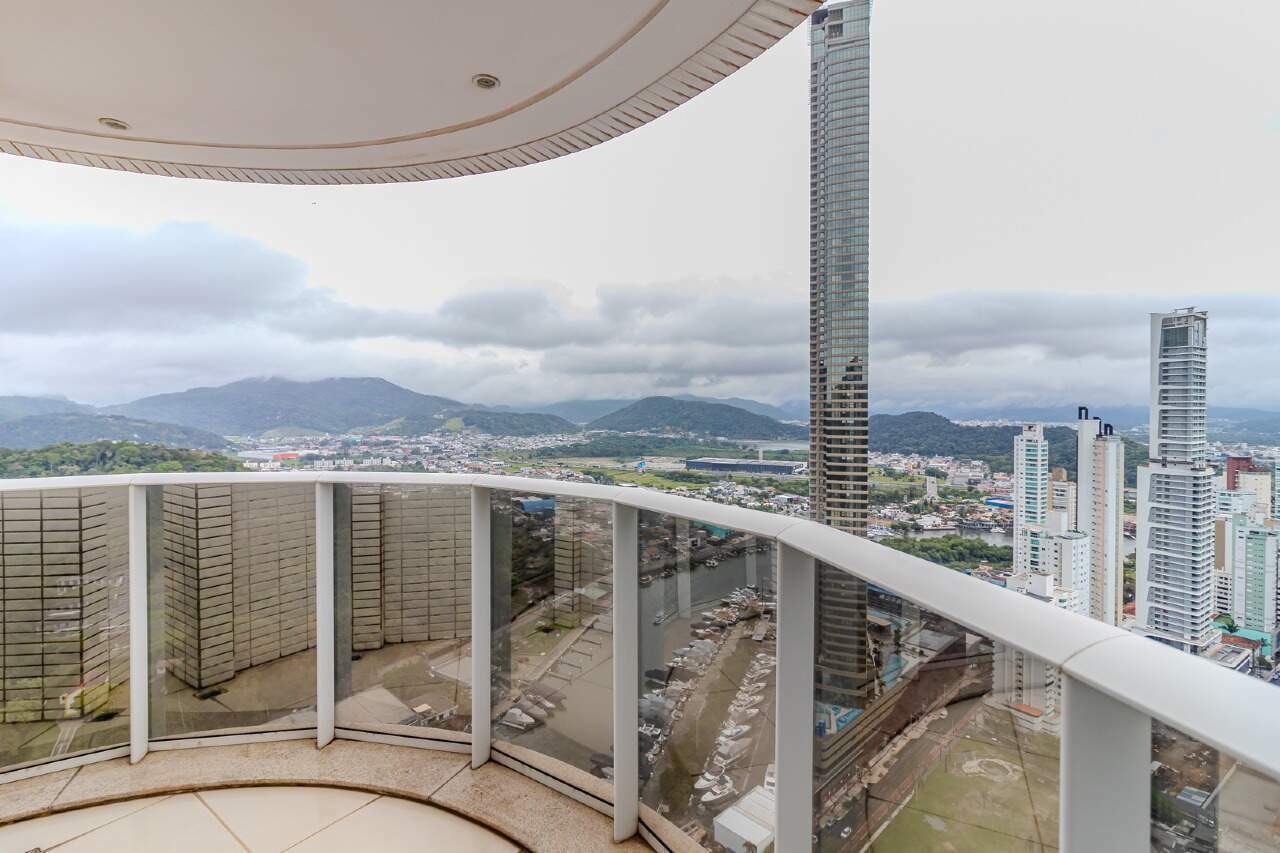 Cobertura de 6 quartos, 490m² no bairro Barra Sul, em Balneário Camboriú | Eu Corretor