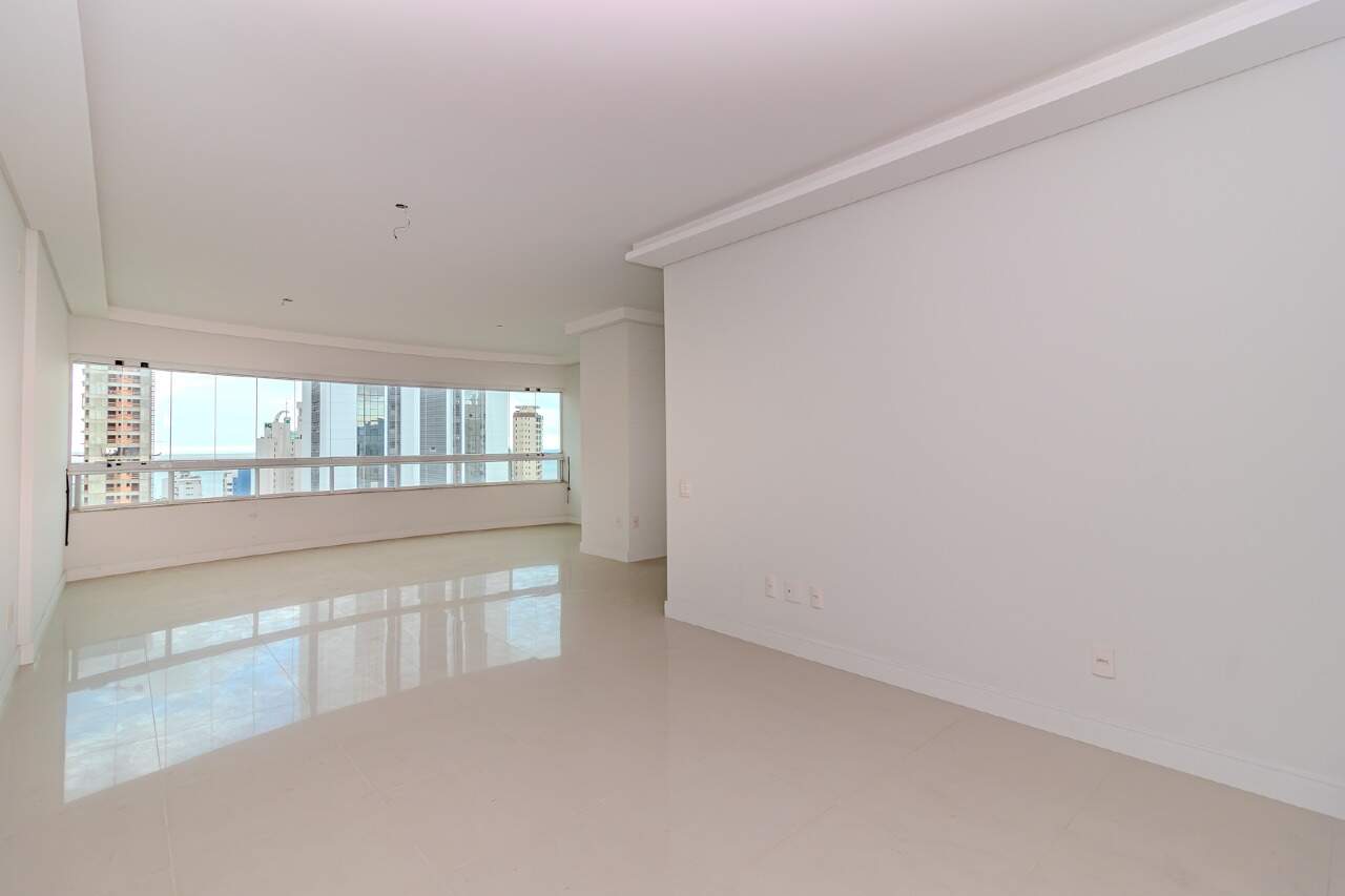 Apartamento de 3 quartos, 130m² no bairro Centro, em Balneário Camboriú | Eu Corretor
