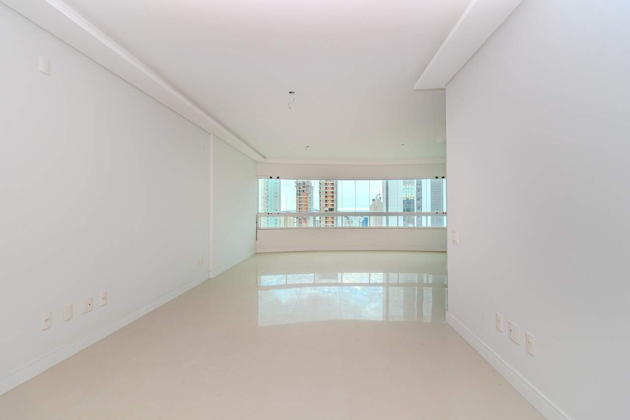 Apartamento de 3 quartos, 130m² no bairro Centro, em Balneário Camboriú | Eu Corretor