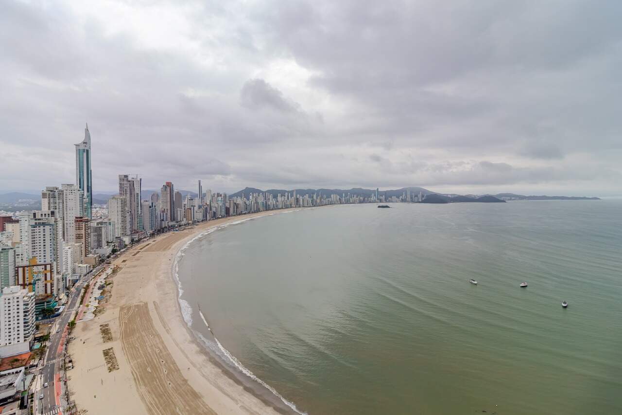 Cobertura de 6 quartos, 490m² no bairro Barra Sul, em Balneário Camboriú | Eu Corretor
