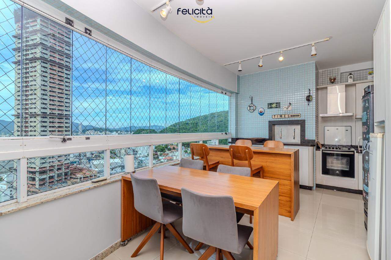 Apartamento de 3 quartos, 125m² no bairro Centro, em Balneário Camboriú | Eu Corretor