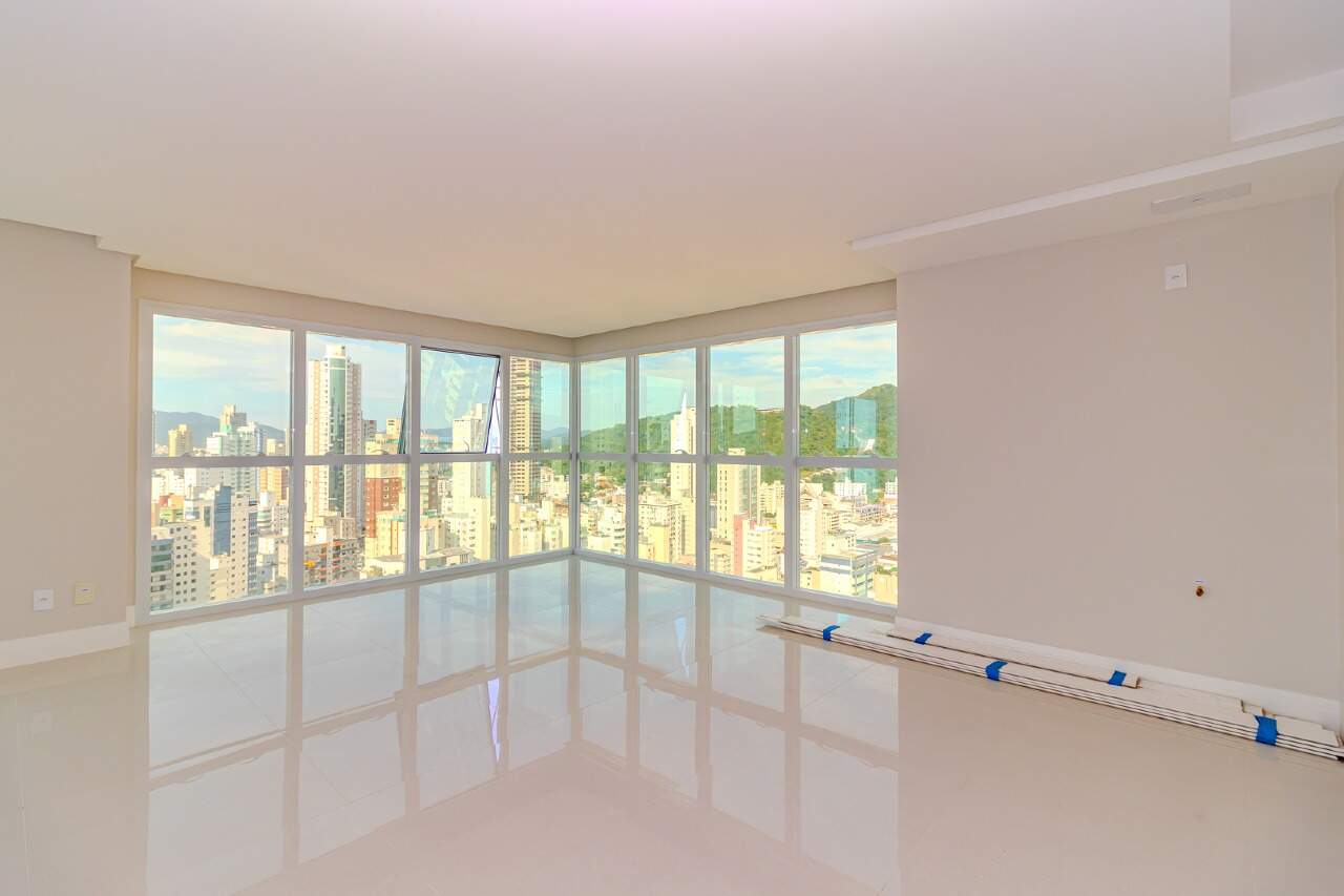 Apartamento de 4 quartos, 140m² no bairro Centro, em Balneário Camboriú | Eu Corretor