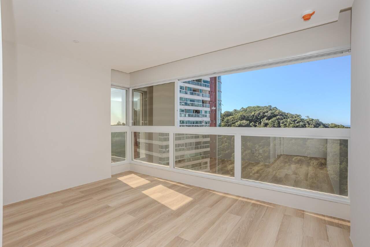 Apartamento à venda no Pioneiros: