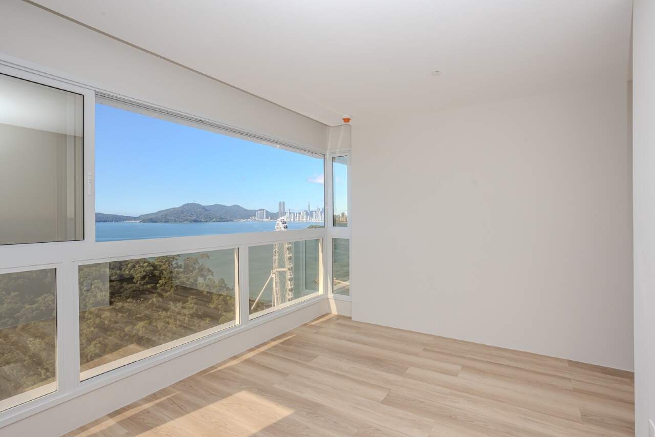 Apartamento à venda no Pioneiros: