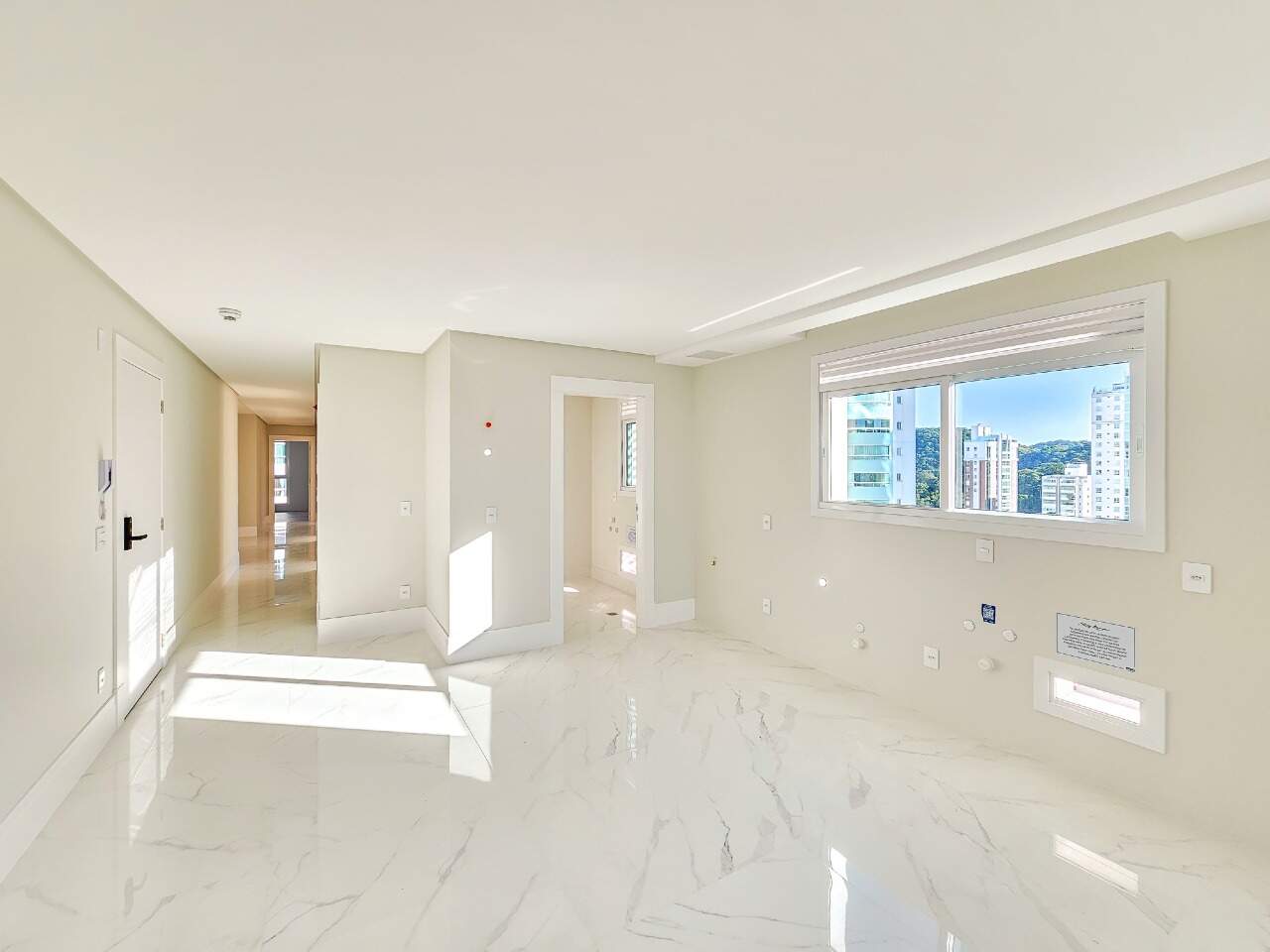 Apartamento de 4 quartos, 151m² no bairro Pioneiros, em Balneário Camboriú | Eu Corretor