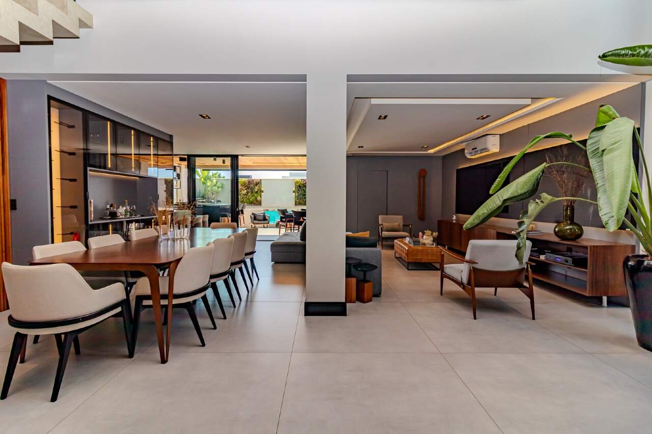 Casa de Condomínio de 4 quartos, 291m² no bairro Santa Regina, em Camboriú | Eu Corretor