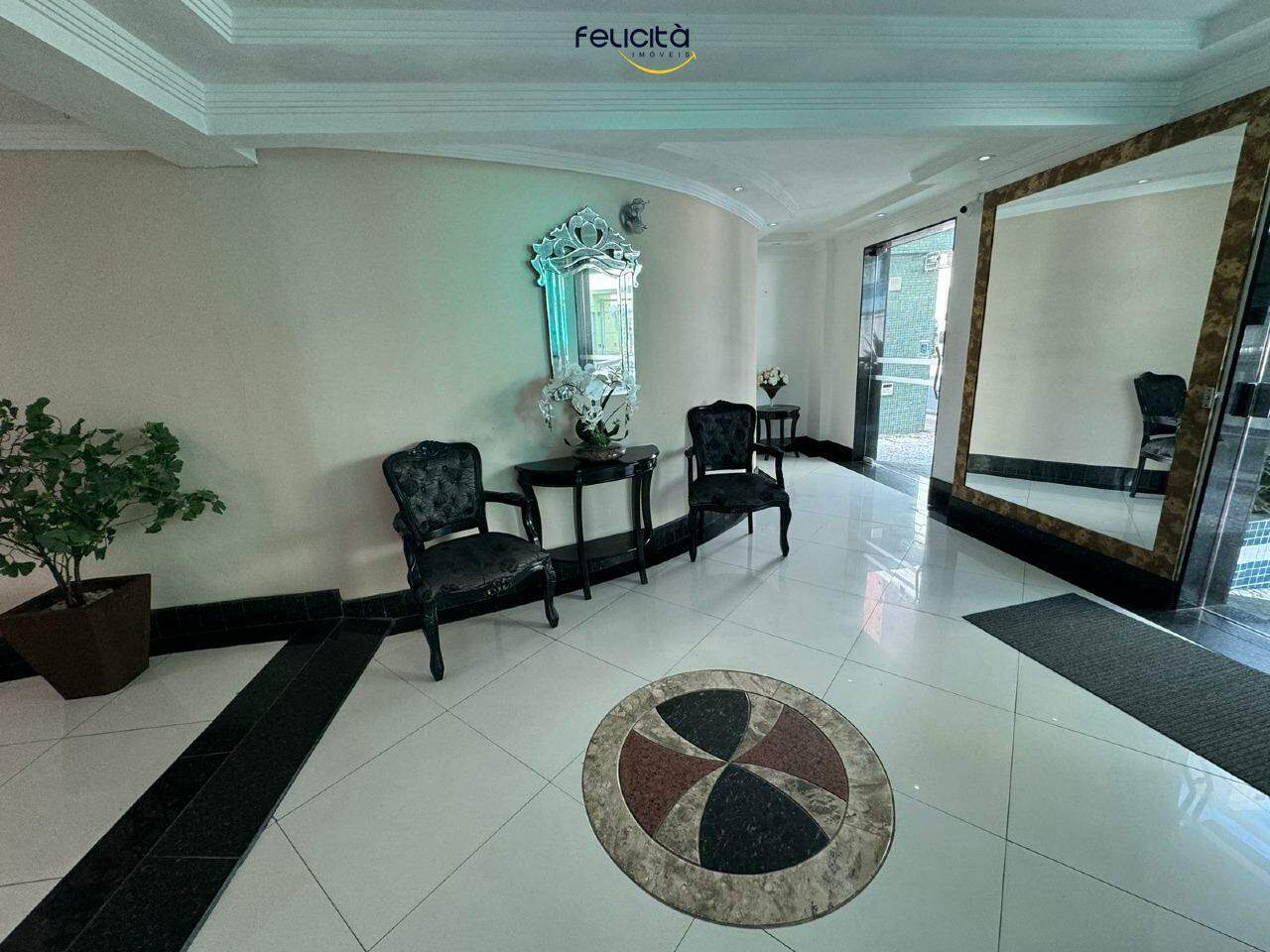Apartamento de 2 quartos, 65m² no bairro Centro, em Balneário Camboriú | Eu Corretor