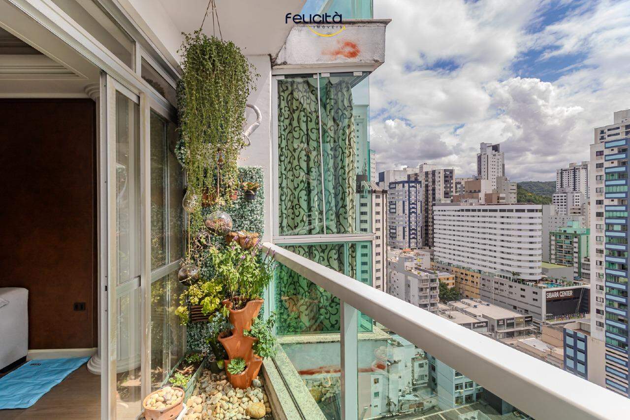 Cobertura de 3 quartos, 130m² no bairro Centro, em Balneário Camboriú | Eu Corretor