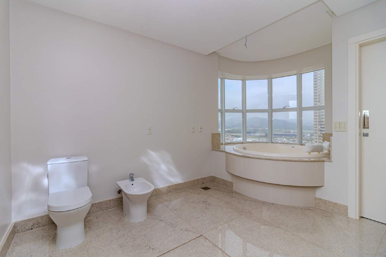 Apartamento à venda no Barra Sul: 