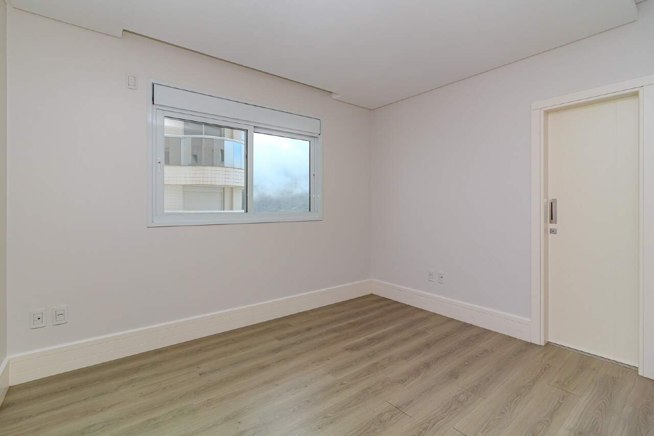 Apartamento à venda no Barra Sul: 