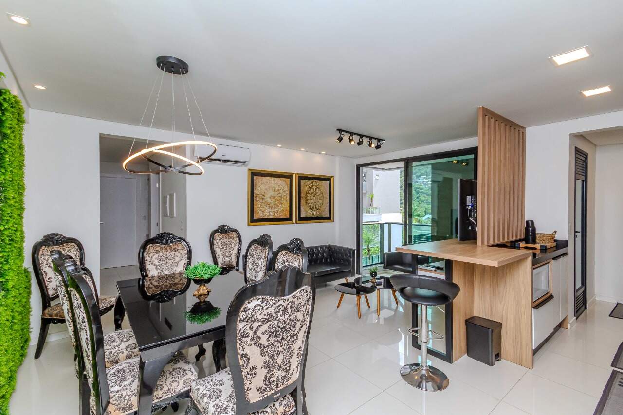 Apartamento à venda no Praia Brava: 