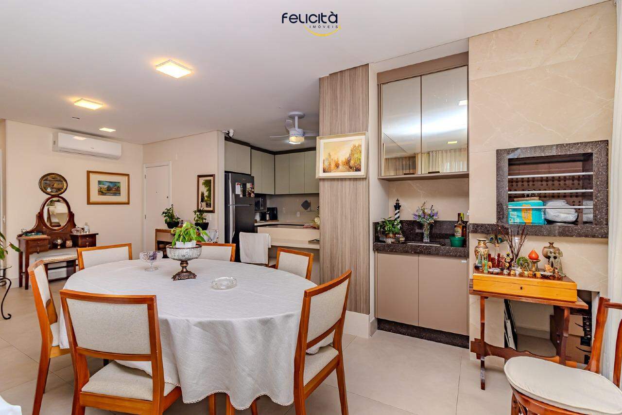 Apartamento de 3 quartos, 120m² no bairro Centro, em Balneário Camboriú | Eu Corretor