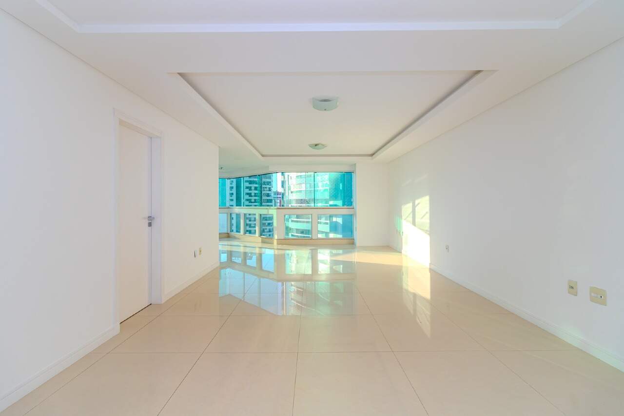 Apartamento de 3 quartos, 146m² no bairro Centro, em Balneário Camboriú | Eu Corretor