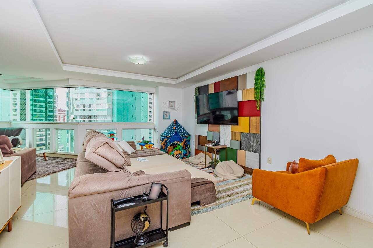 Apartamento de 3 quartos, 146m² no bairro Centro, em Balneário Camboriú | Eu Corretor