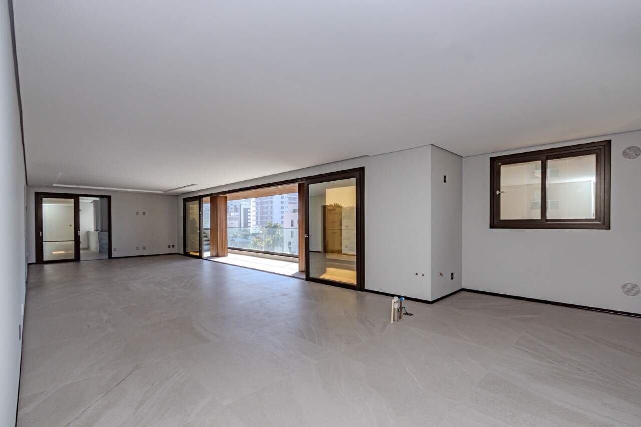 Apartamento à venda no Praia Brava: 