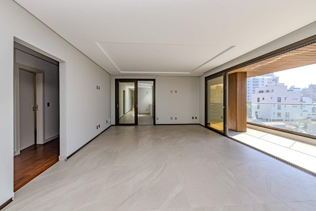Apartamento à venda no Praia Brava: 