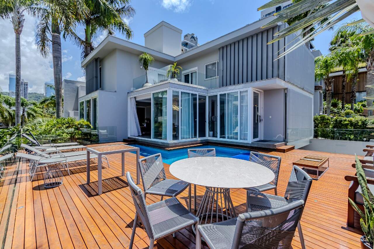 Casa de Condomínio à venda no Praia Brava: 