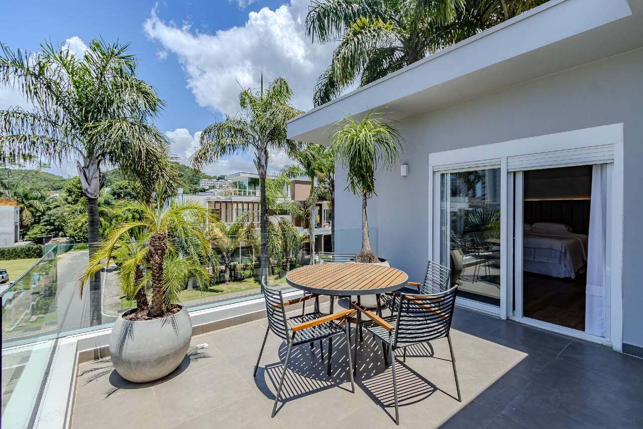 Casa de Condomínio à venda no Praia Brava: 