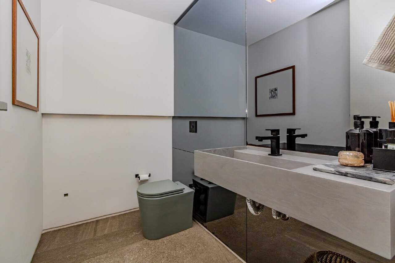 Casa de Condomínio de 5 quartos, 550m² no bairro Praia Brava, em Itajaí | Eu Corretor