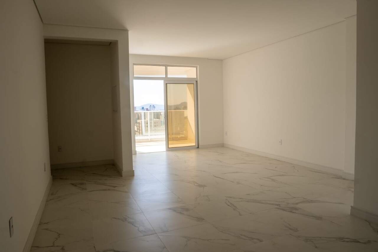 Apartamento de 3 quartos, 109m² no bairro Fazenda, em Itajaí | Eu Corretor
