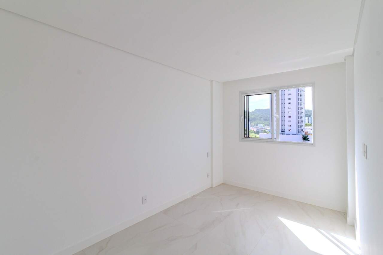 Apartamento à venda no Fazenda: Outro dormitório da planta de 89 m² (foto real de unidade espelhada)