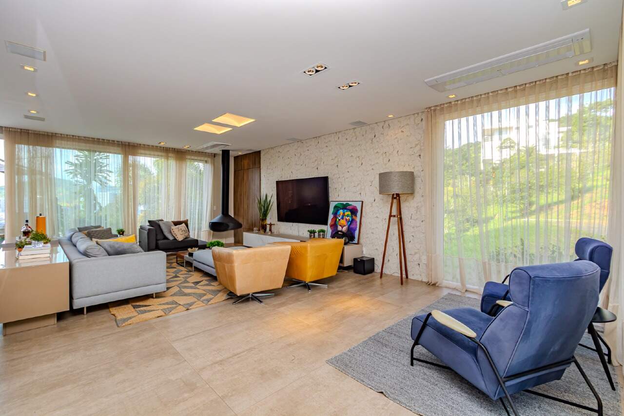 Casa de Condomínio de 4 quartos, 543m² no bairro Praia Brava, em Itajaí | Eu Corretor