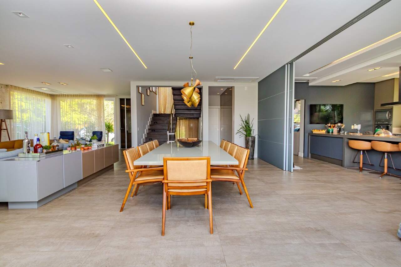 Casa de Condomínio de 4 quartos, 543m² no bairro Praia Brava, em Itajaí | Eu Corretor