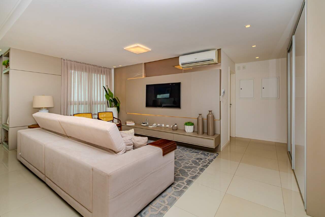Apartamento de 3 quartos, 135m² no bairro Pioneiros, em Balneário Camboriú | Eu Corretor