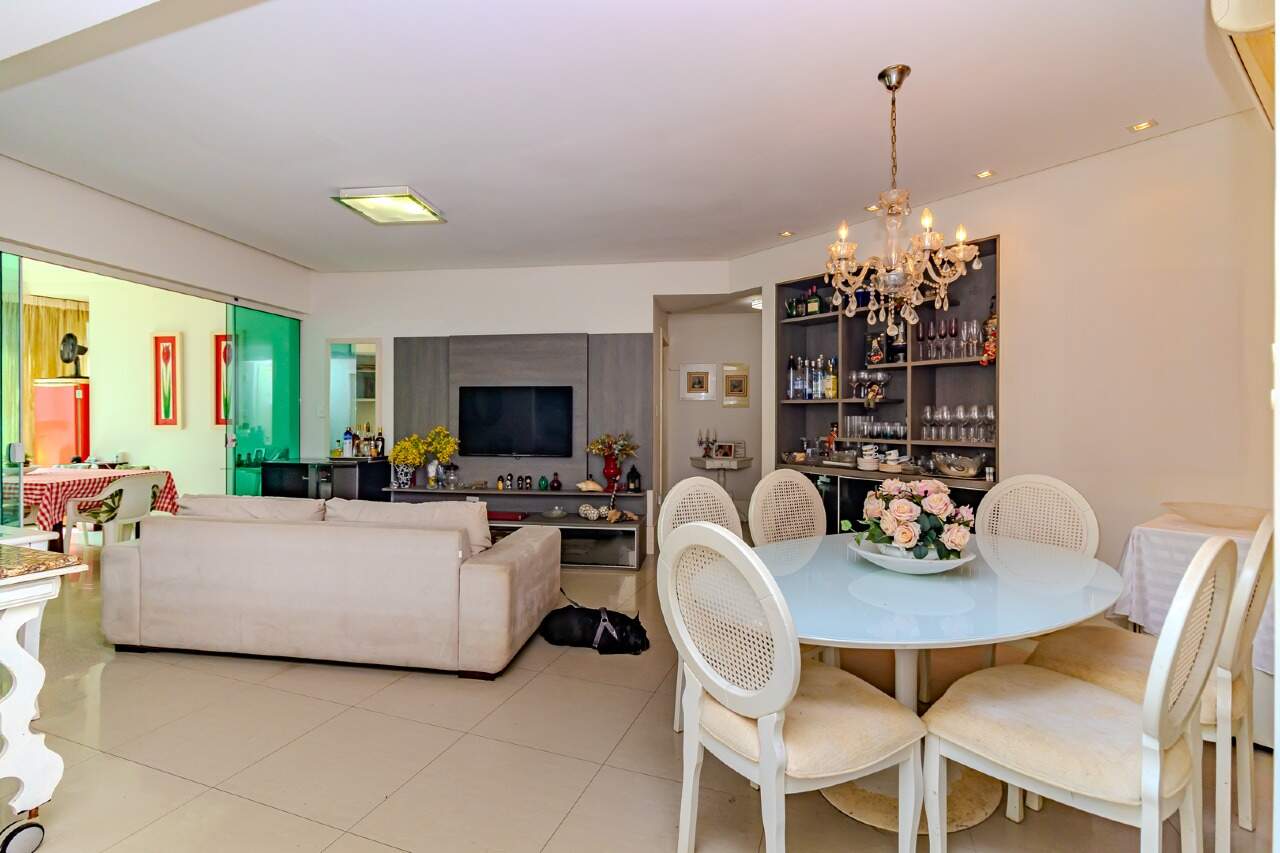 Apartamento de 3 quartos, 131m² no bairro Centro, em Balneário Camboriú | Eu Corretor