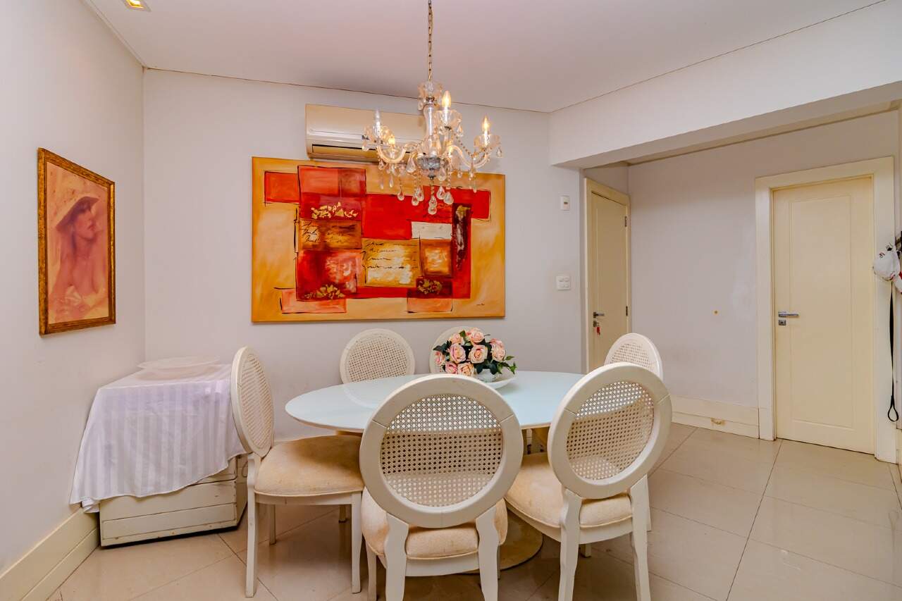 Apartamento de 3 quartos, 131m² no bairro Centro, em Balneário Camboriú | Eu Corretor