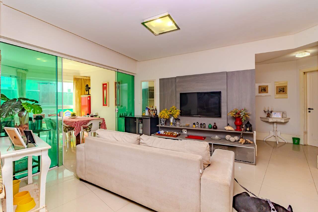 Apartamento de 3 quartos, 131m² no bairro Centro, em Balneário Camboriú | Eu Corretor